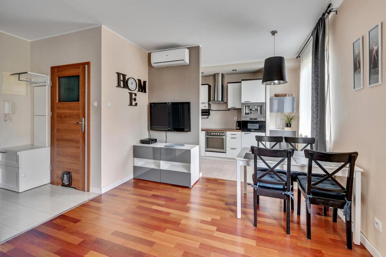 Apartament Pod Trzema Niebieskimi Kaczorami Διαμέρισμα Γκντανσκ Εξωτερικό φωτογραφία